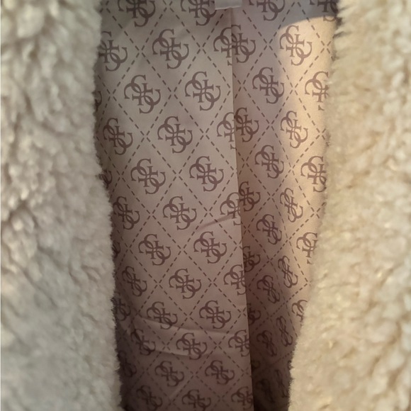 Guess Off-White Teddy Jacket - Picture 6 of 6